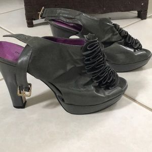 Madden girl peep toe heels